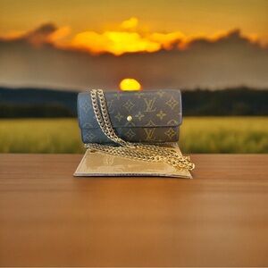 Vintage Louis Vuitton Monogram Long wallet. (Project Wallet)